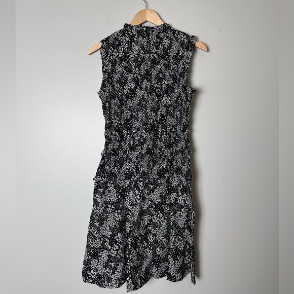 MADEWELL Smocked Crewneck Mini Dress in Floral Harper Floral Black White - Picture 8 of 11